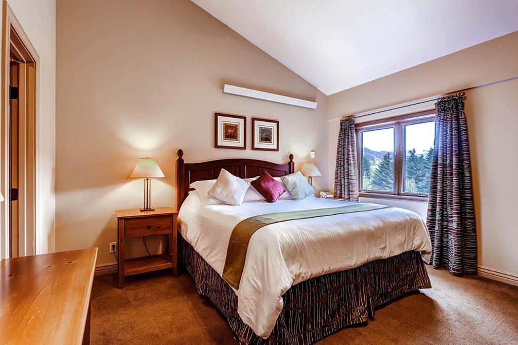 Falcon Point Avon Extérieur photo