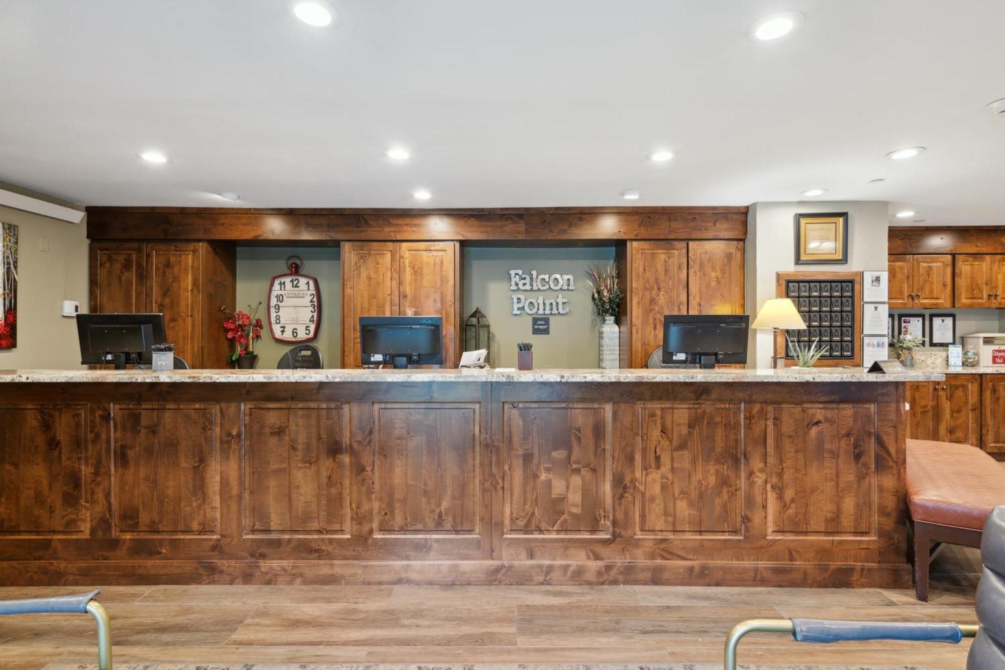 Falcon Point Avon Extérieur photo