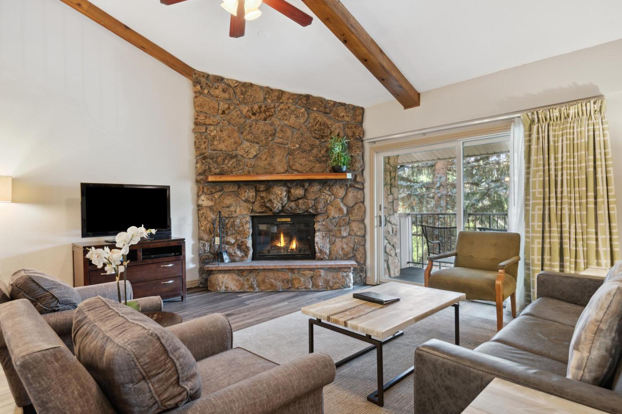 Falcon Point Avon Extérieur photo