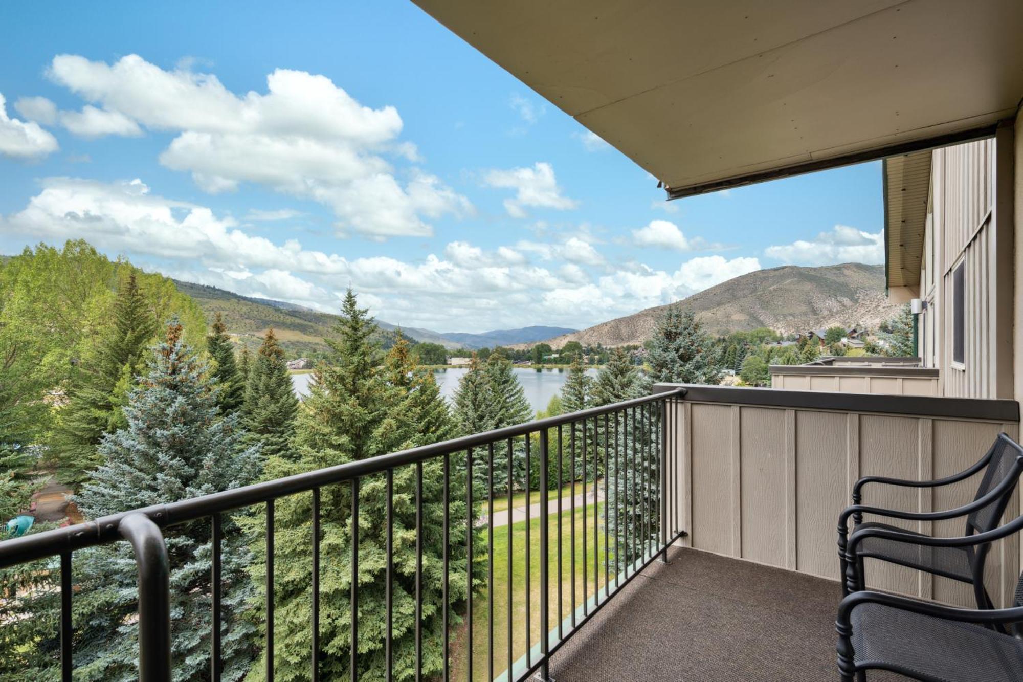 Falcon Point Avon Extérieur photo